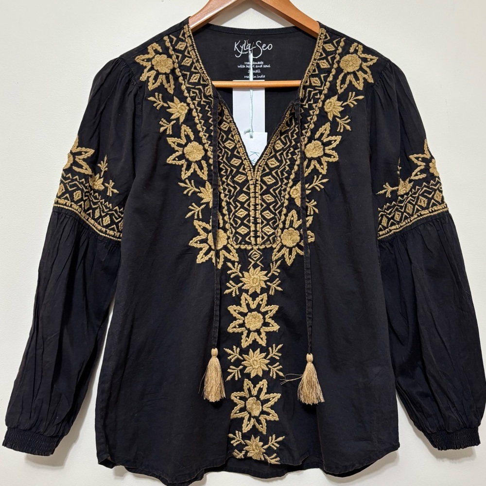 NWT Anthropologie Kyla Seo Black Cotton Boho Embroidered Puffy Sleeve Blouse S